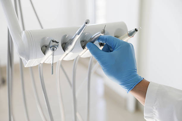 Professional Emergency Dentist technician working in Cotulla, TX